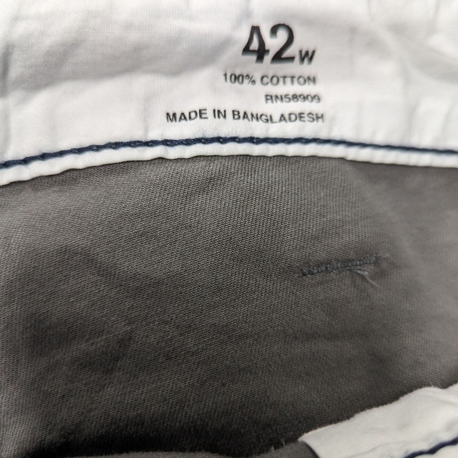 Roundtree & Yorke NWT Roundtree & Yorke Washed Utility Cargo Shorts 42x 15 Size US 42 / EU 58 - 4 Thumbnail