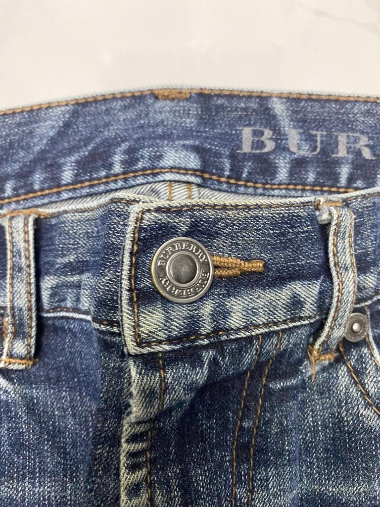 Burberry BURBERRY DISTRESSED DENIM JEANS Size US 31 - 9 Thumbnail