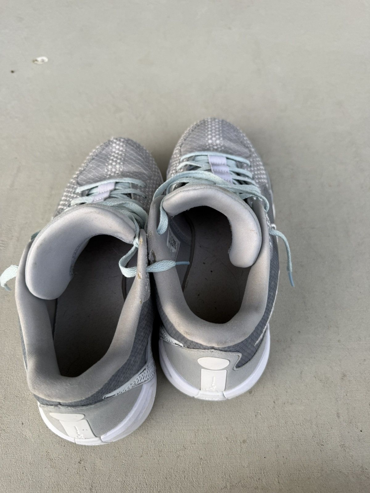 Nike Sabrina 1 Wolf Grey Size US 10.5 / EU 43-44 - 2 Thumbnail