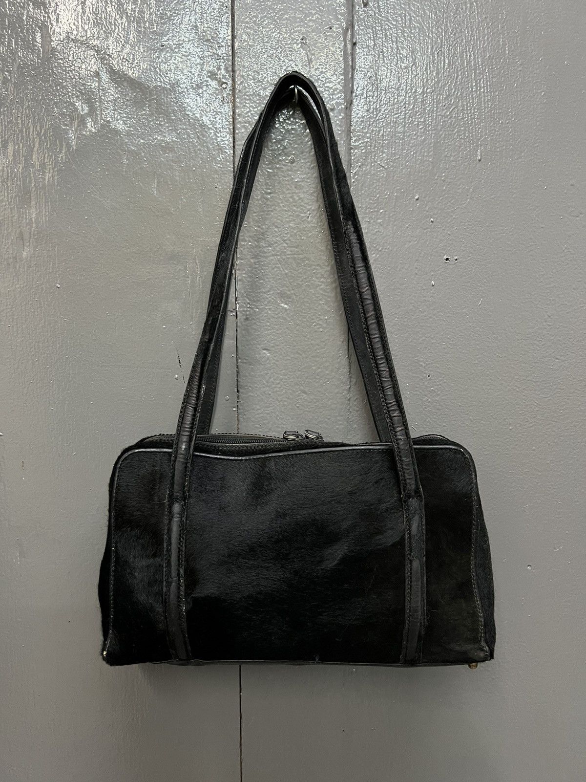 Gucci Vintage Gucci Pony Hair Shoulders Bag Size ONE SIZE - 3 Thumbnail
