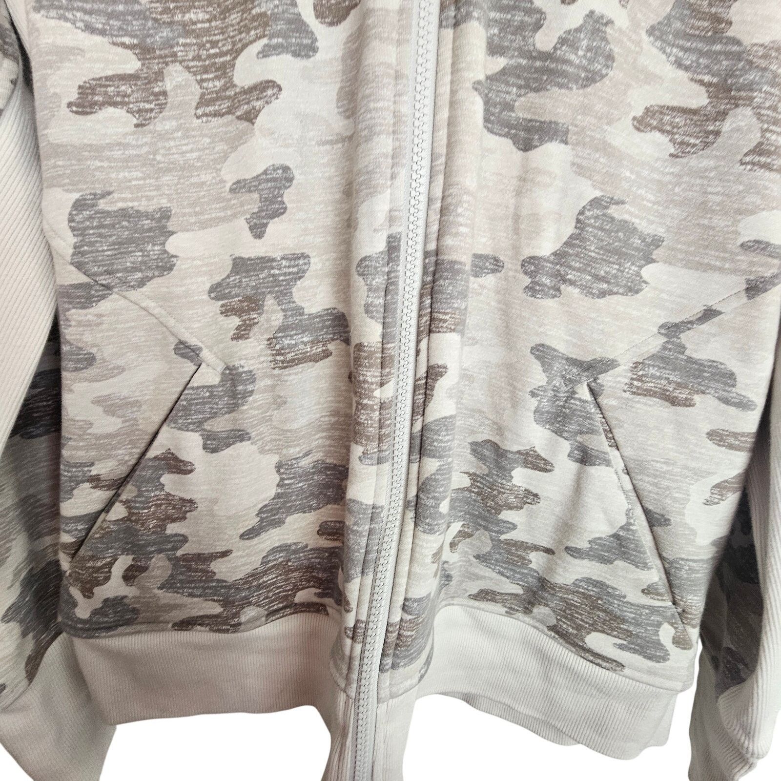 Athleta Athleta Womens Triumph Camo Print Full Zip Sweater Jacket M Size M / US 6-8 / IT 42-44 - 3 Thumbnail