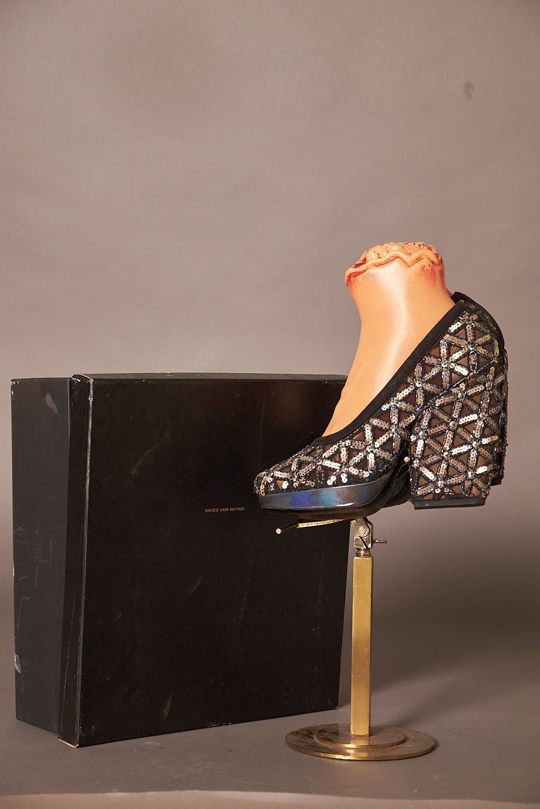 Dries Van Noten Dries Van Noten Sequin Mesh Chunky Heels Shoes Size US 7 / IT 37 - 3 Thumbnail