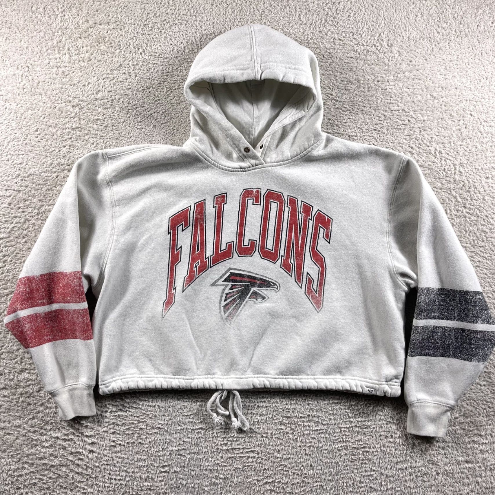 Vintage Atlanta Falcons Hoodie Women's Large White Cropped Boxy Pullover Sweatshirt '47 Size L / US 10 / IT 46 - 2 Thumbnail