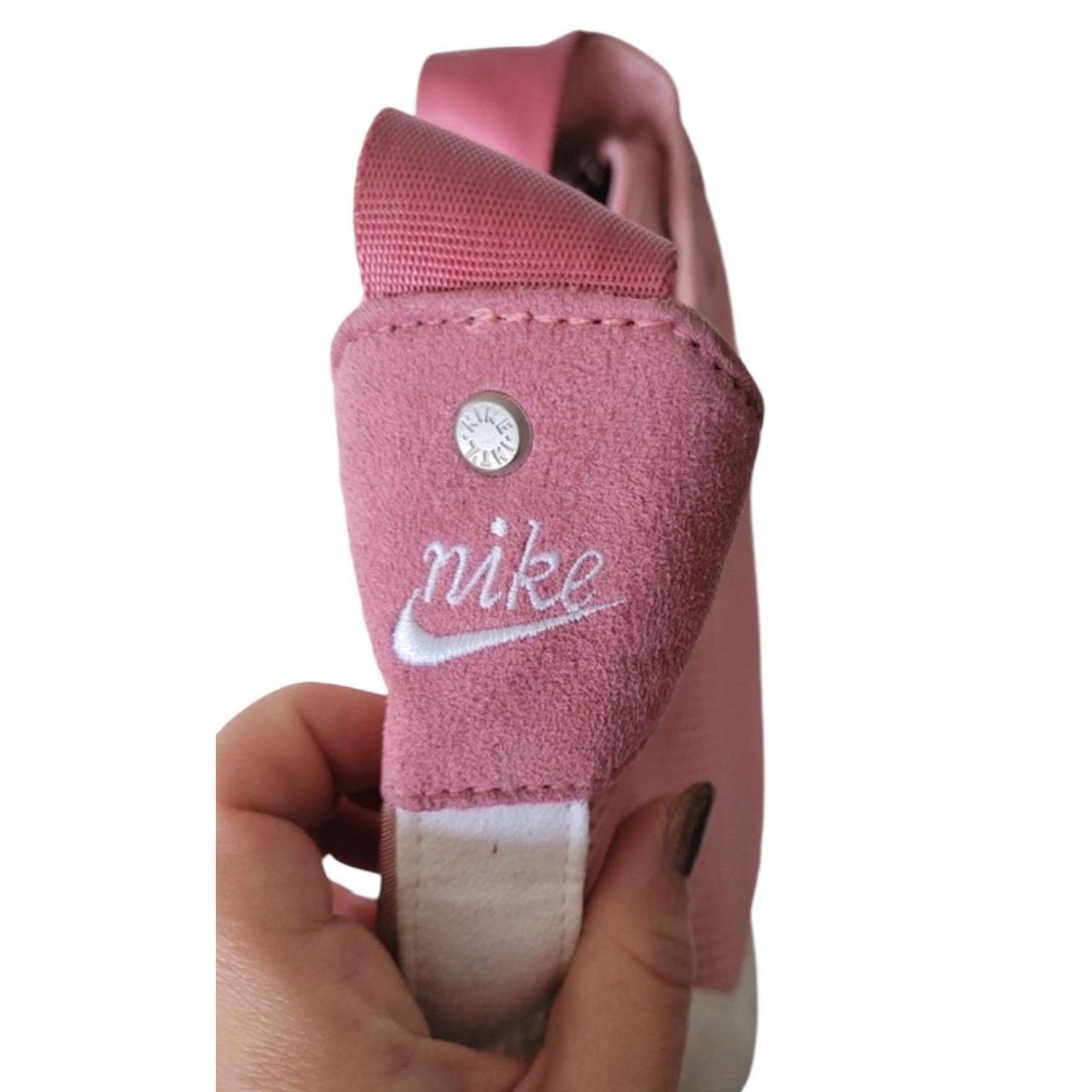 Nike The Nike Mini Baguette Sneaker Sole Bag Size ONE SIZE - 6 Thumbnail