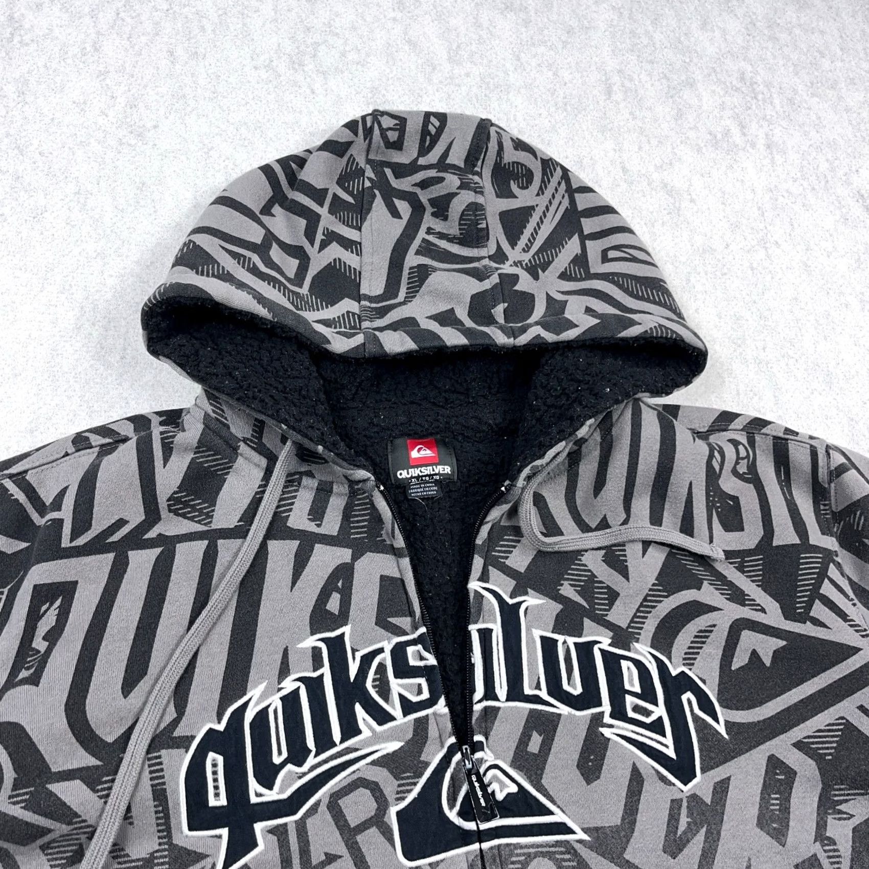 Quiksilver VINTAGE Quiksilver Hoodie Men XL Gray Sherpa Lined Full Zip Skate Surft AOP Y2K Size US XL / EU 56 / 4 - 3 Thumbnail