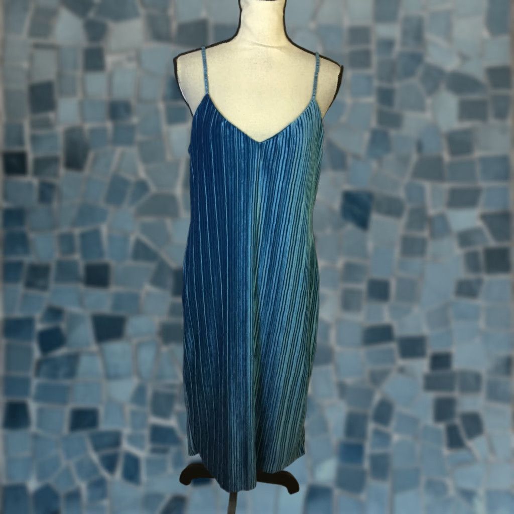 Banana Republic NWT Midi Slip Dress S Blue Velvet Pleated Spaghetti Womans  Size S