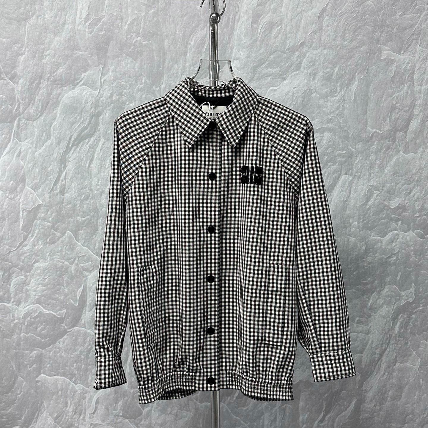 Miu Miu Miu Miu Embroidered Logo Plaid Wool Coat Size S / US 4 / IT 40 - 1 Thumbnail