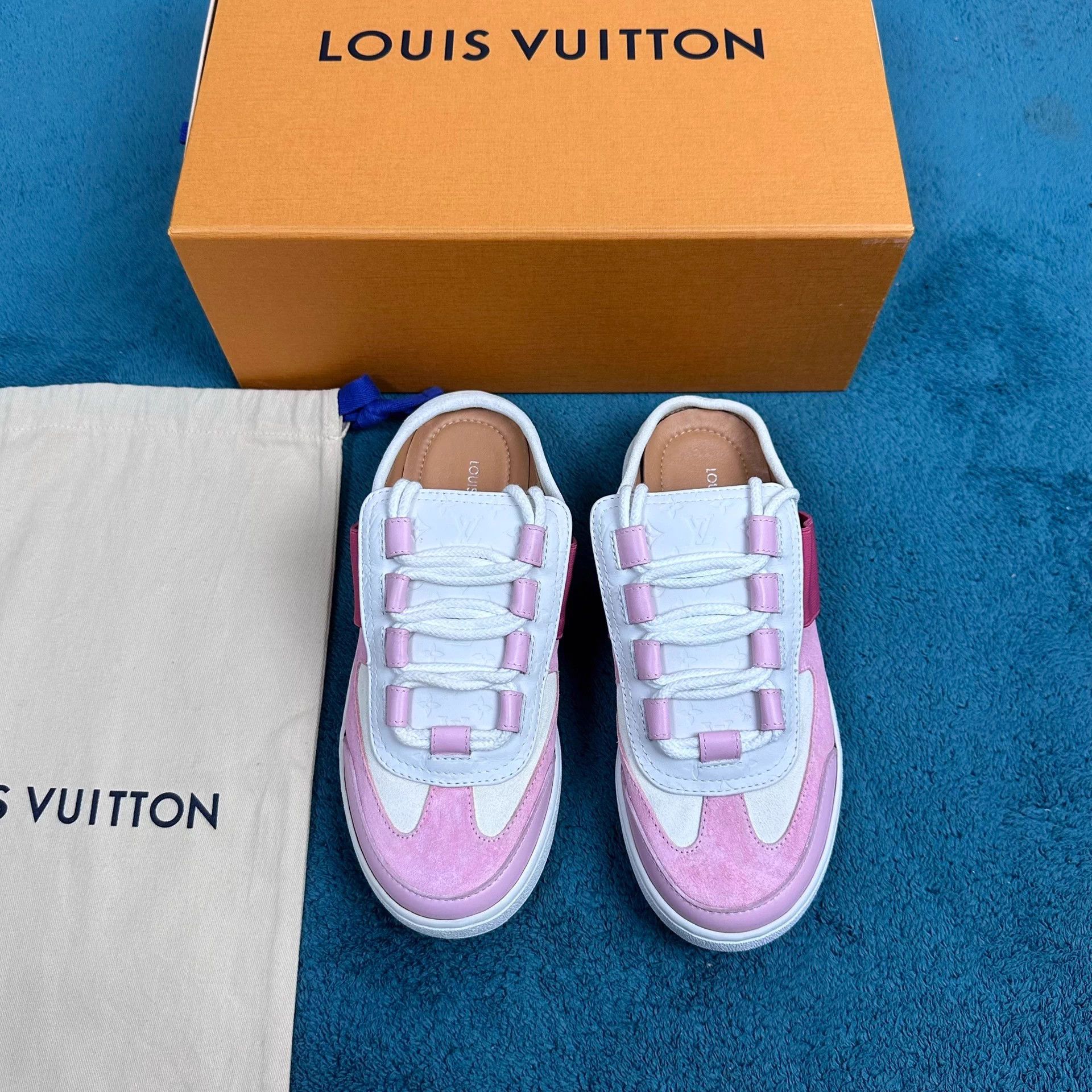 Louis Vuitton LV Pink & White Mules 35 Size US 4.5 / IT 34.5 - 1 Thumbnail