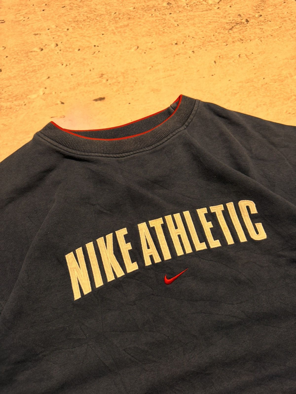Nike × Vintage NIKE ATHLETIC VINTAGE CENTER LOGO OVERSIZE BOXY SWEATSHIRT Size US XL / EU 56 / 4 - 3 Thumbnail