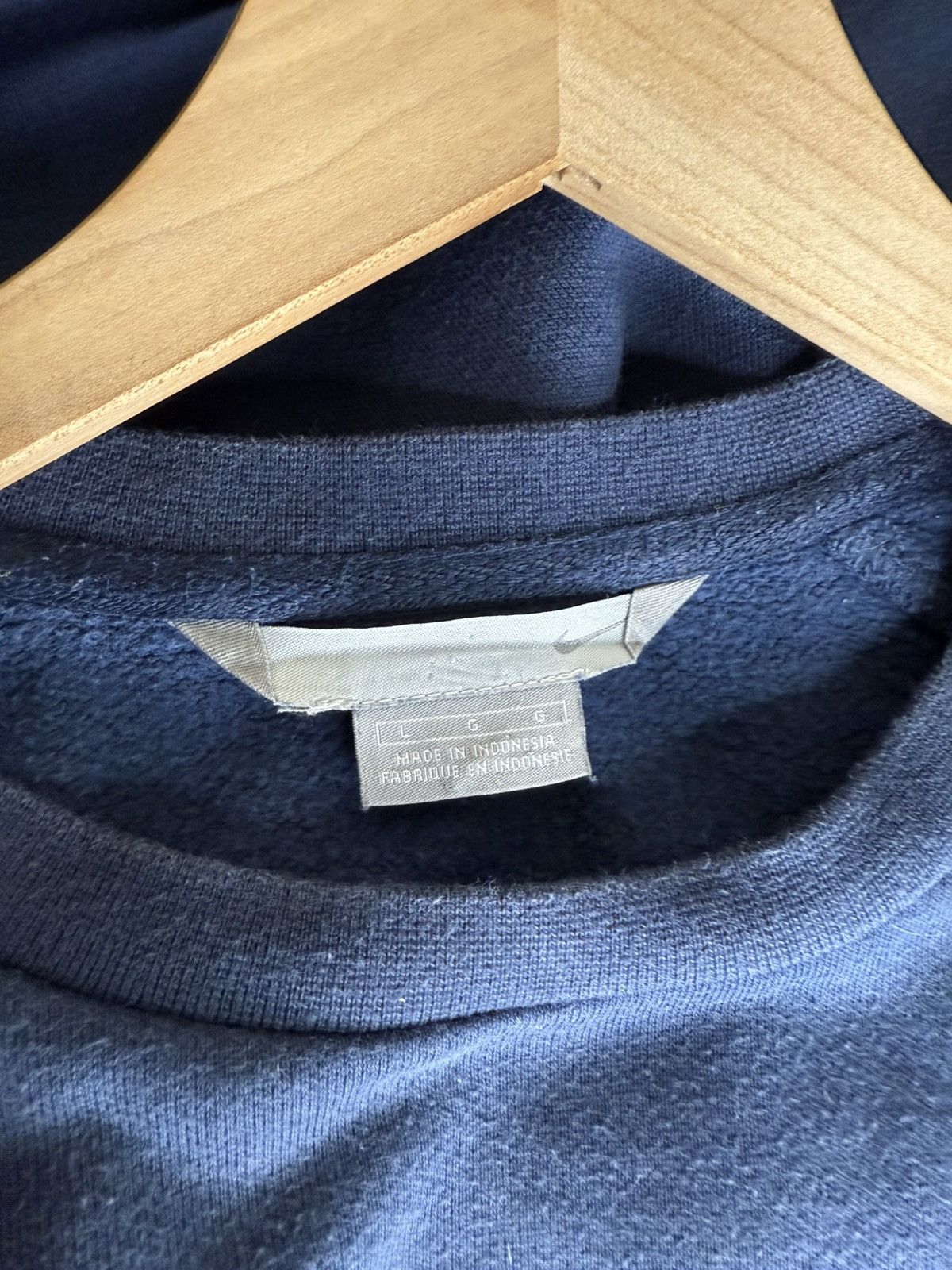Nike × Vintage Vintage Nike navy crewneck Size US L / EU 52-54 / 3 - 3 Thumbnail