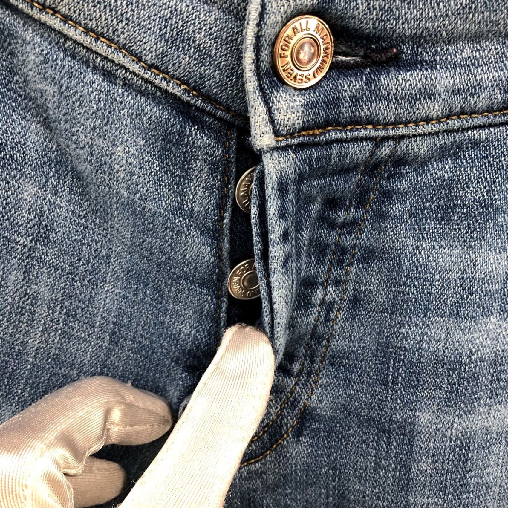 7 For All Mankind 7 For All Mankind Josefina Boyfriend Jeans Womens Size 25 Blue Distressed Soft Denim Cotton Blend Low Rise 5-Pocket Mens? Womens Size 42" / US 20 - 7 Thumbnail