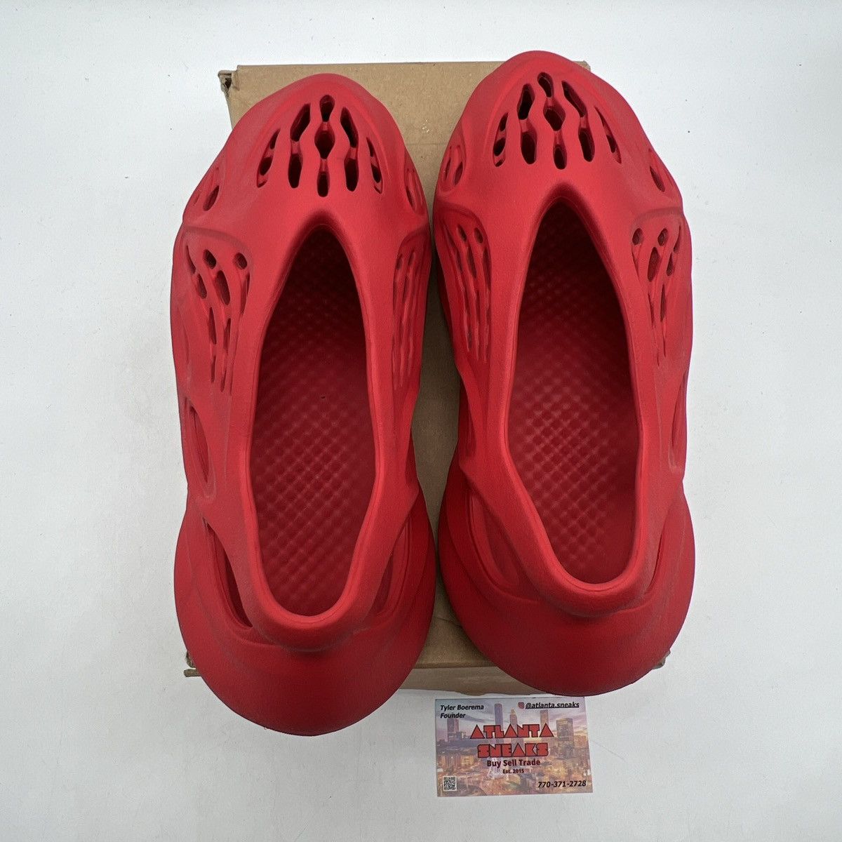 Adidas Yeezy foam runner vermillion Size US 9 / EU 42 - 6 Thumbnail