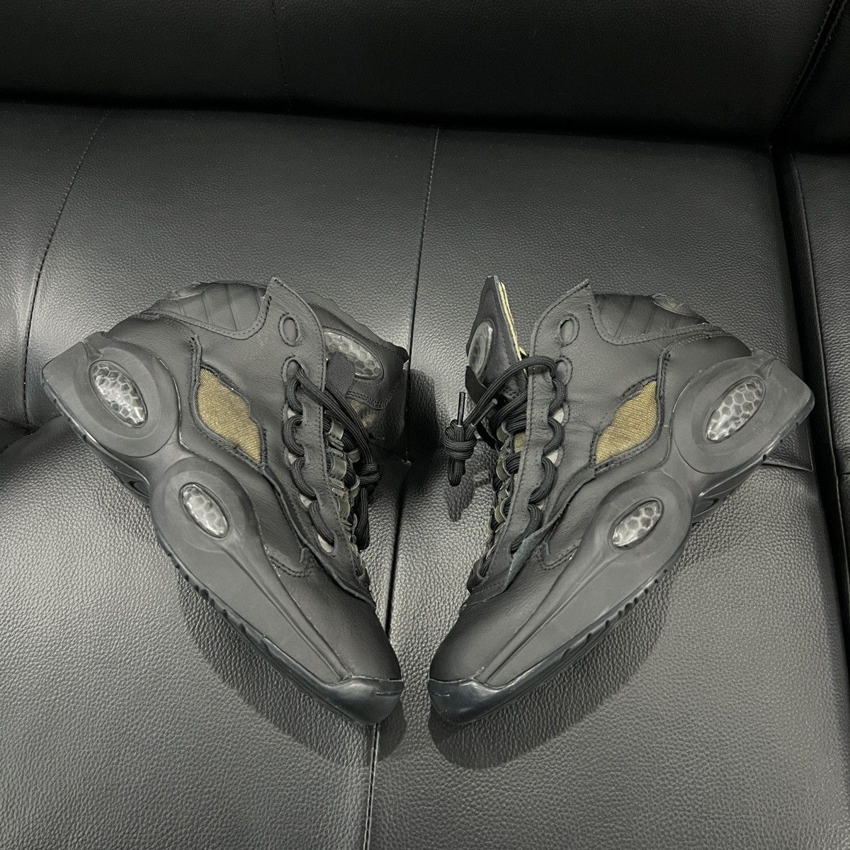 Maison Margiela × Reebok Maison Margiela x Reebok Deconstructed Iverson Sneakers Size US 8 / EU 41 - 13 Thumbnail