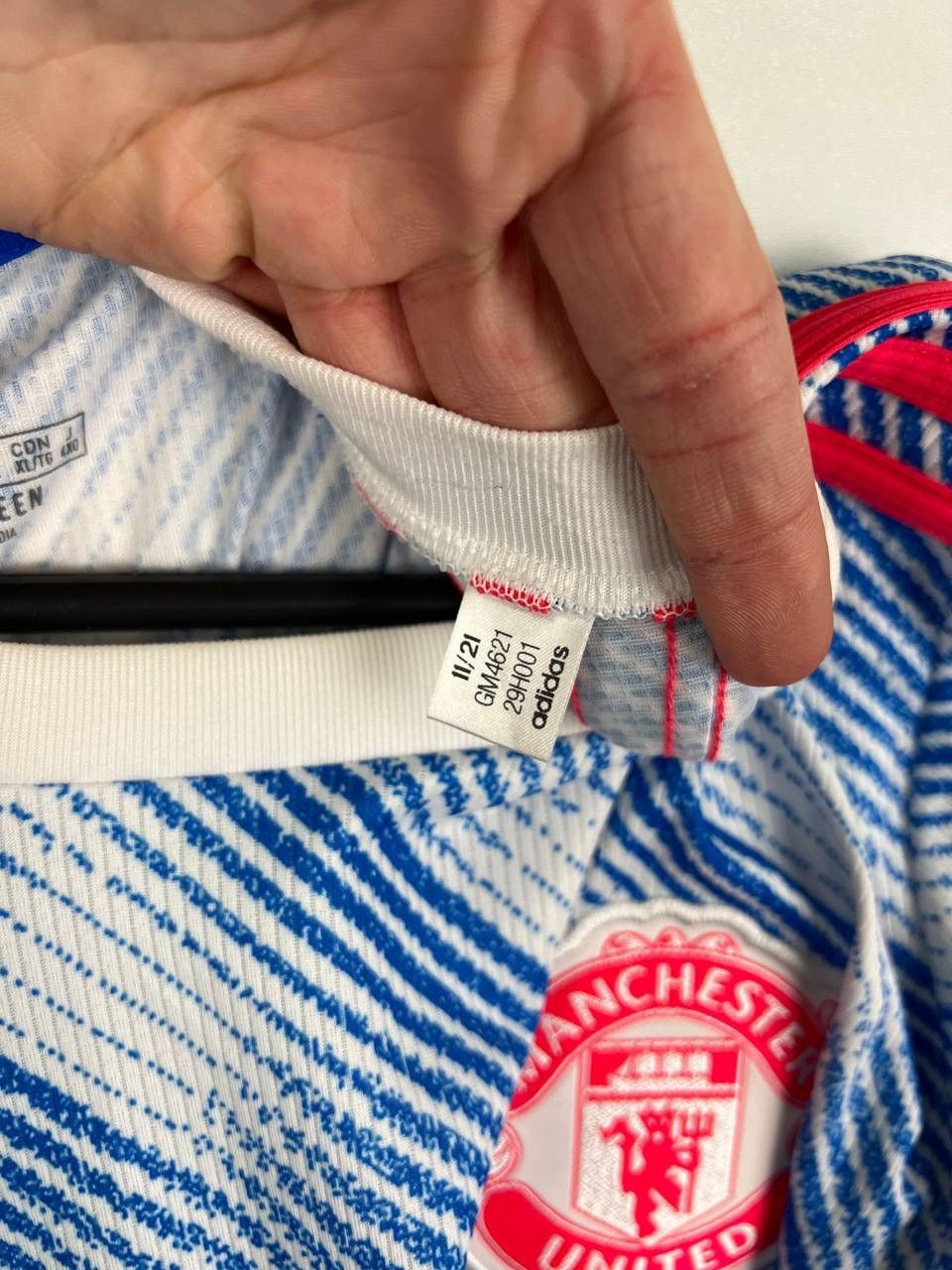 Vintage Manchester United Adidas 2021 jersey t-shirts size XL Size US XL / EU 56 / 4 - 4 Thumbnail
