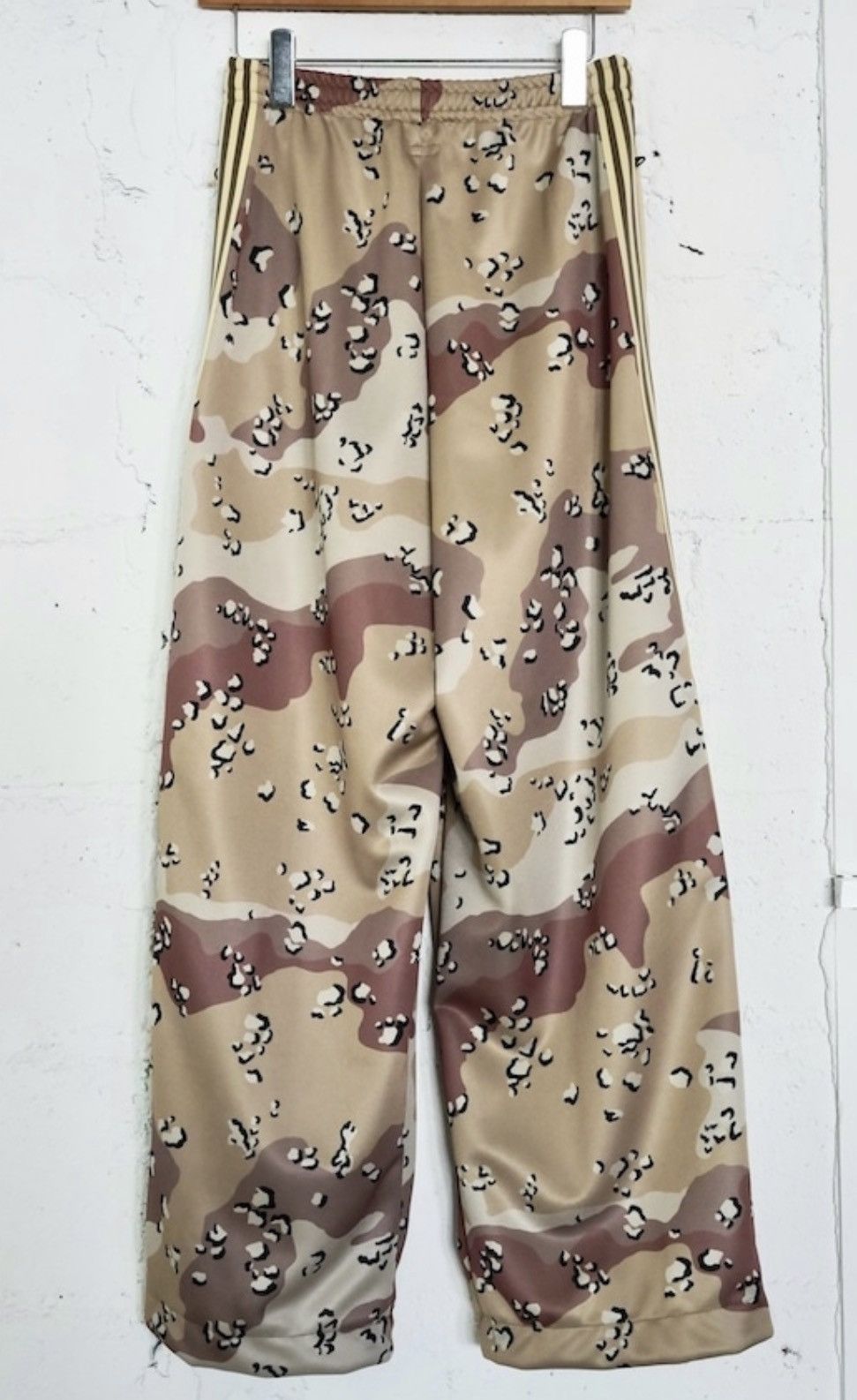 Kapital Kapital camo smooth jersey baggy track pants Size US 34 / EU 50 - 2 Thumbnail