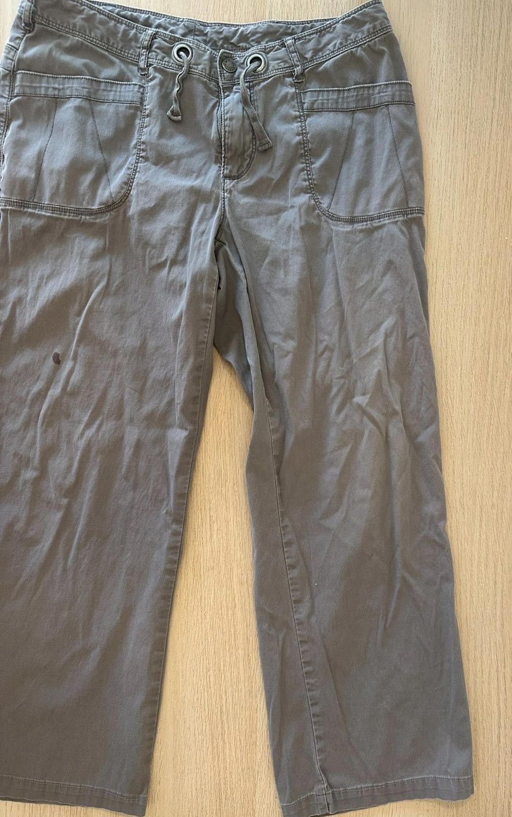 The North Face The North Face Women’s Drawstring Pants – Size 12, Gray Size 34" / US 12 / IT 48 - 1 Thumbnail