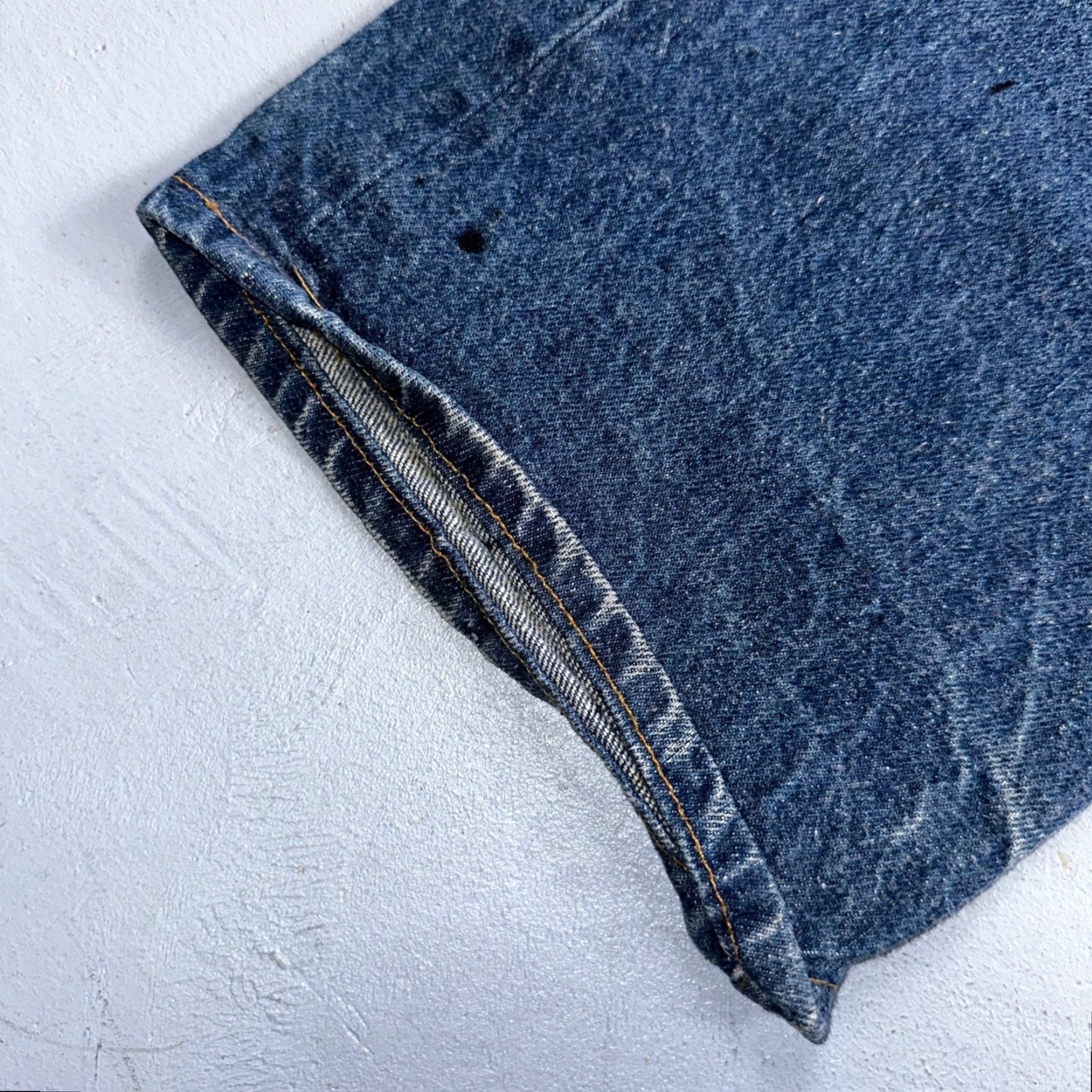 Levi's Levi's 501 Vintage 80s USA Straight Leg Jeans Blue Light Wash 40x33 38x29 Men Denim Cotton Mid Rise Regular Inseam 33 Size US 40 / EU 56 - 5 Thumbnail