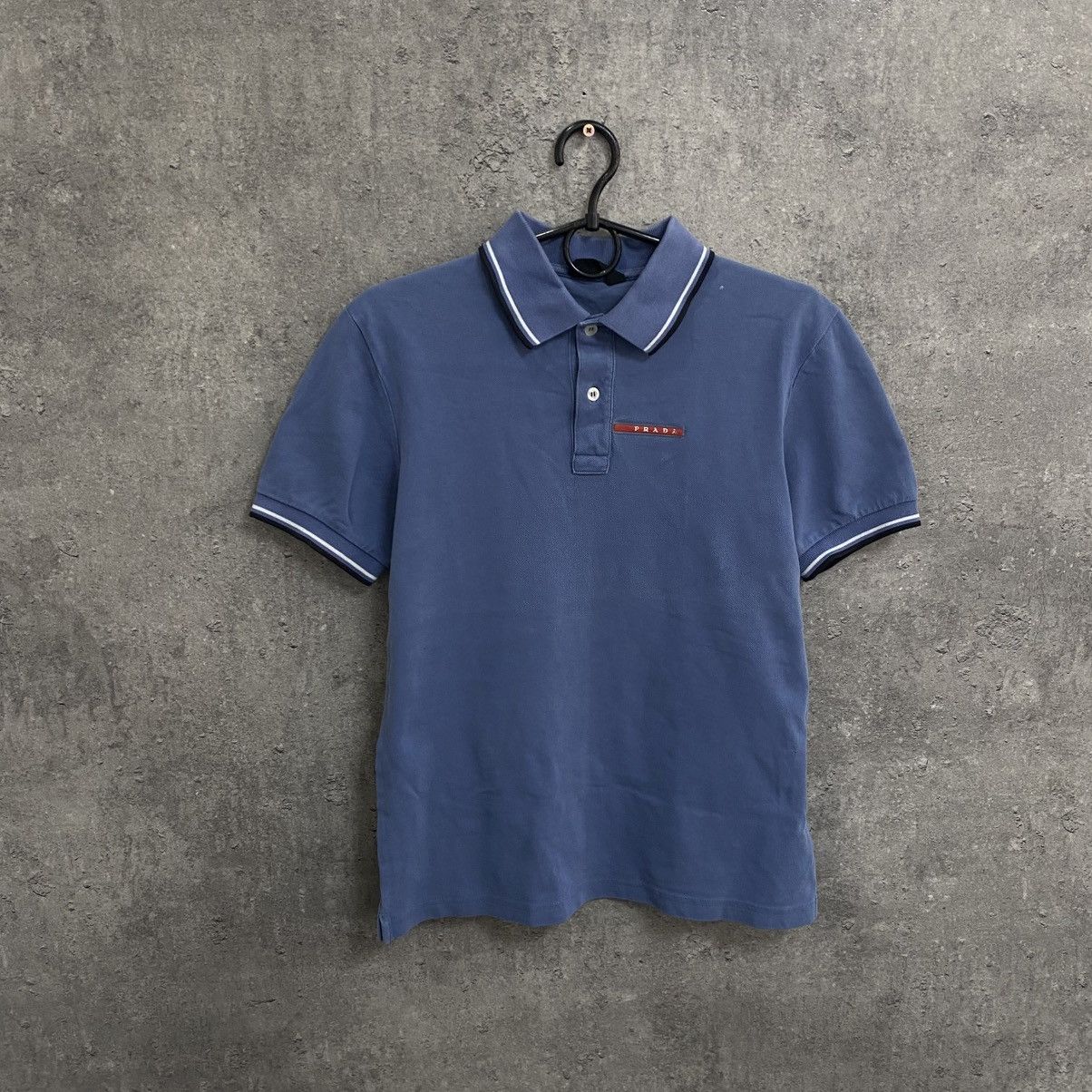 Prada Prada Red Tab Polo T-Shirt Size US S / EU 44-46 / 1 - 1 Thumbnail