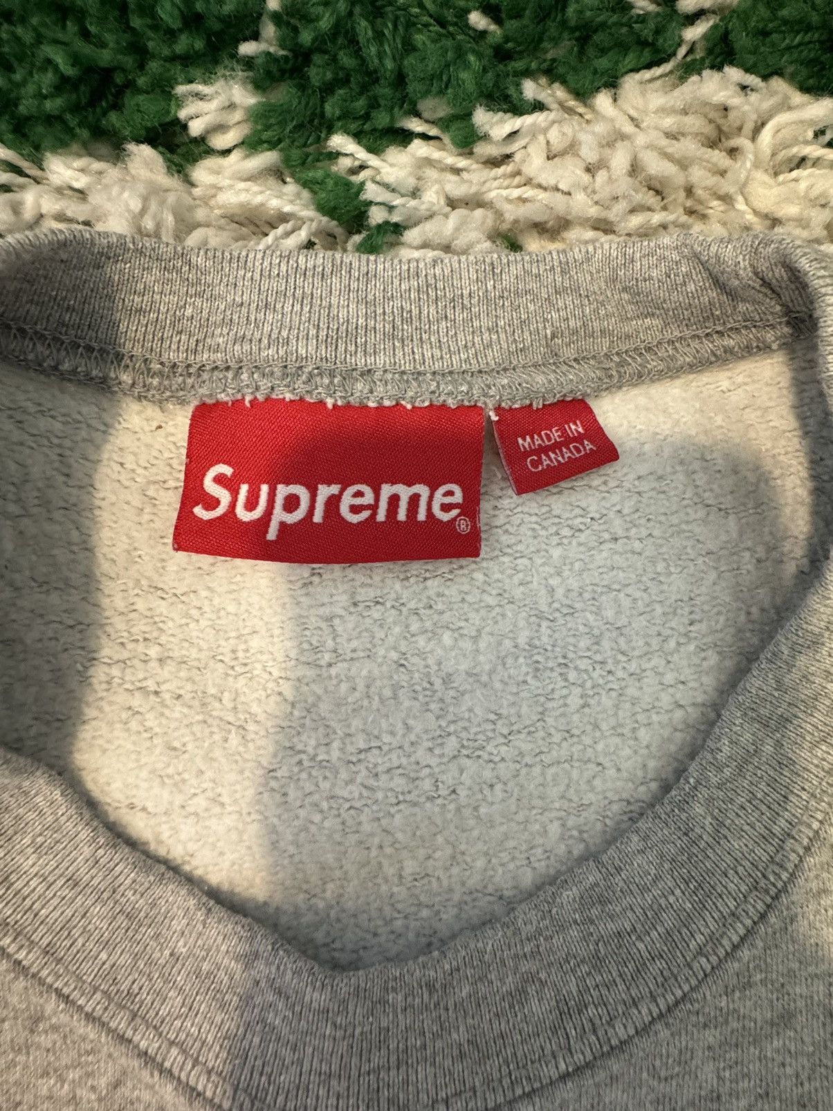 Supreme Supreme cutout logo crewneck Size US M / EU 48-50 / 2 - 3 Thumbnail