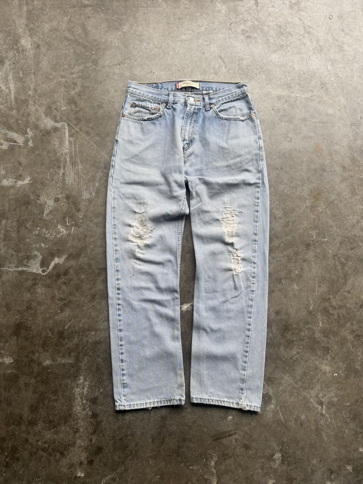 Levi's Vintage 90’s/00’s Levi’s 505 Distressed LightWash Boot Denim Size US 32 / EU 48 - 1 Thumbnail