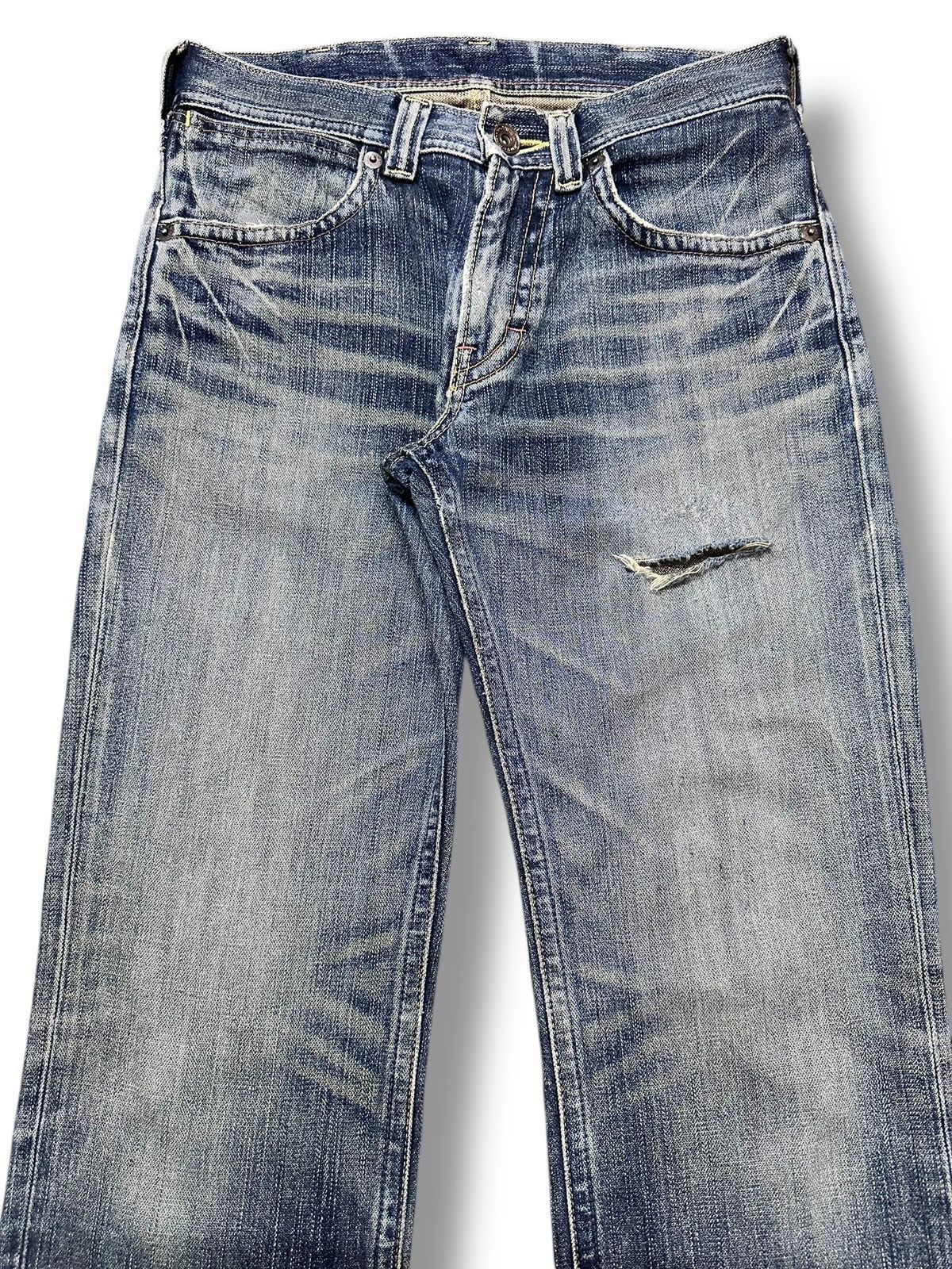 Japanese Brand × Wrangler Wrangler Vintage Distressed Wideleg Loose Style With Faded Size US 30 / EU 46 - 4 Thumbnail