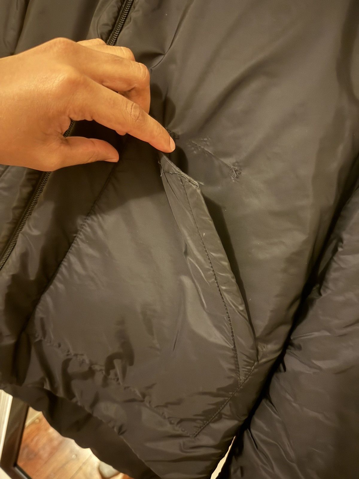 Prada PRADA NYLON GABARDINE RUNWAY JACKET Size US S / EU 44-46 / 1 - 4 Thumbnail