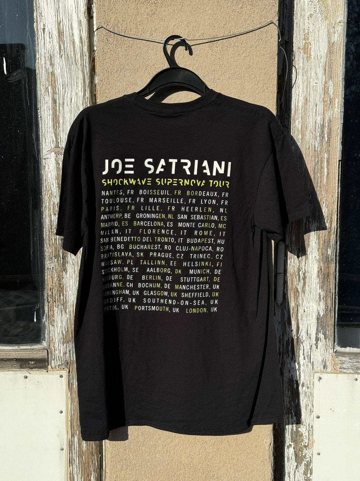 Band Tees × Gildan Joe Satriani Size US XL / EU 56 / 4 - 5 Thumbnail