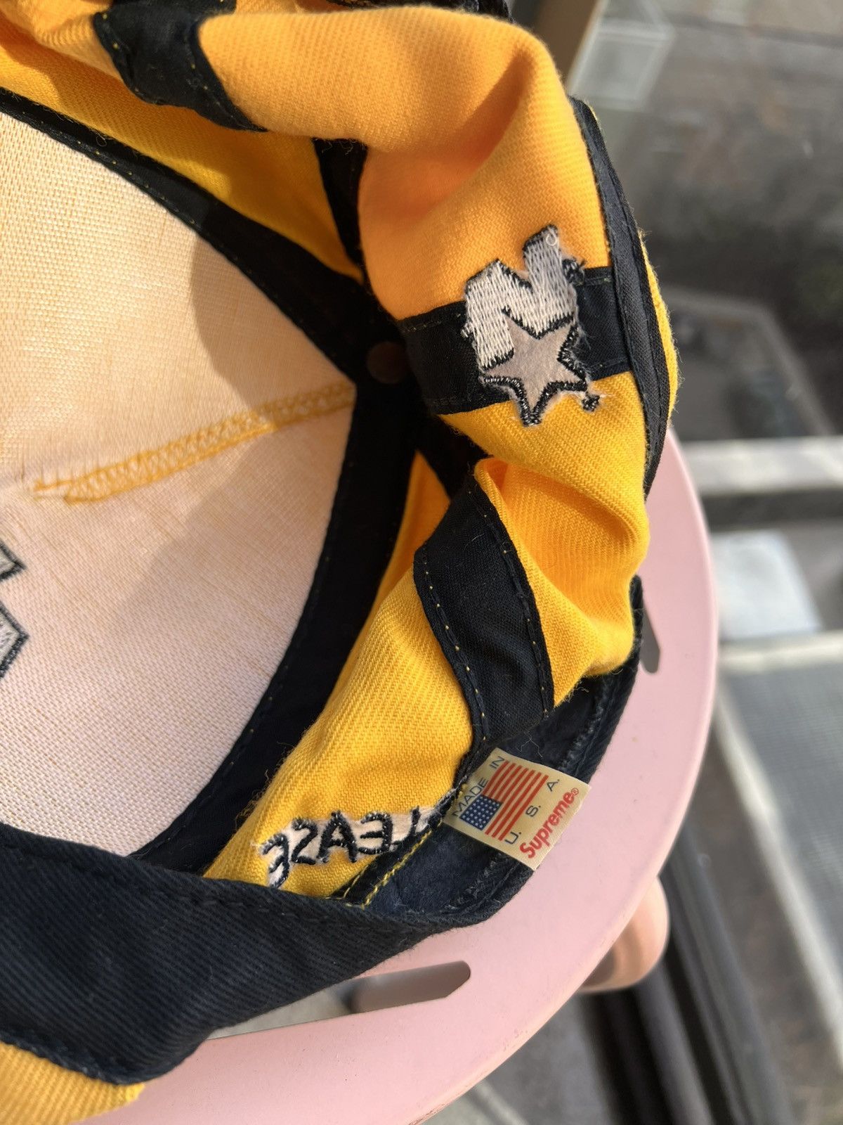 Supreme F/W ‘07 LA Kings “Bitch Please” 5-Panel Size ONE SIZE - 7 Thumbnail