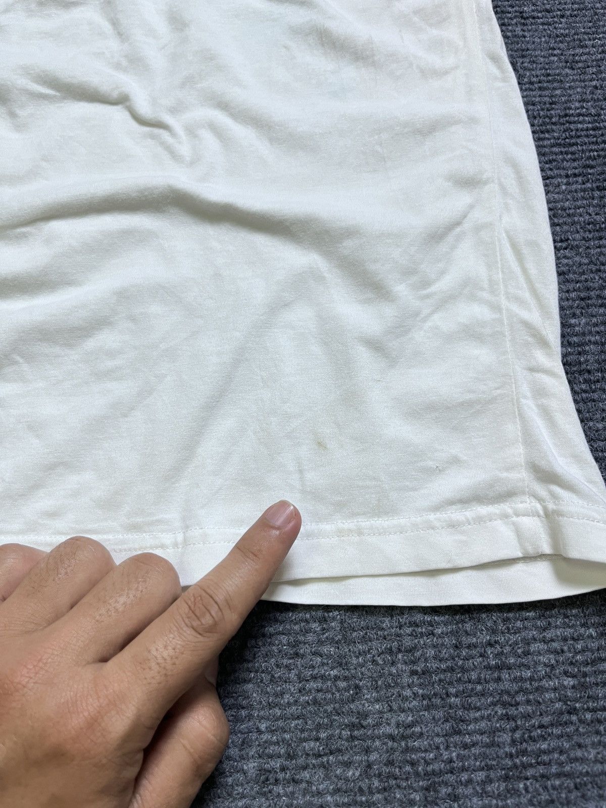 Armani Armani Jeans graphic T-shirt featuring contrast crew neck Size S / US 4 / IT 40 - 14 Thumbnail