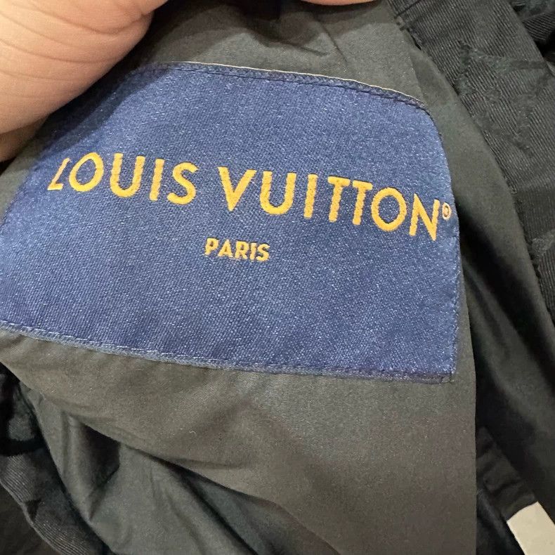 Louis Vuitton Louis Vuitton Embroidered rhinestone logo jacket Size US XL / EU 56 / 4 - 5 Thumbnail