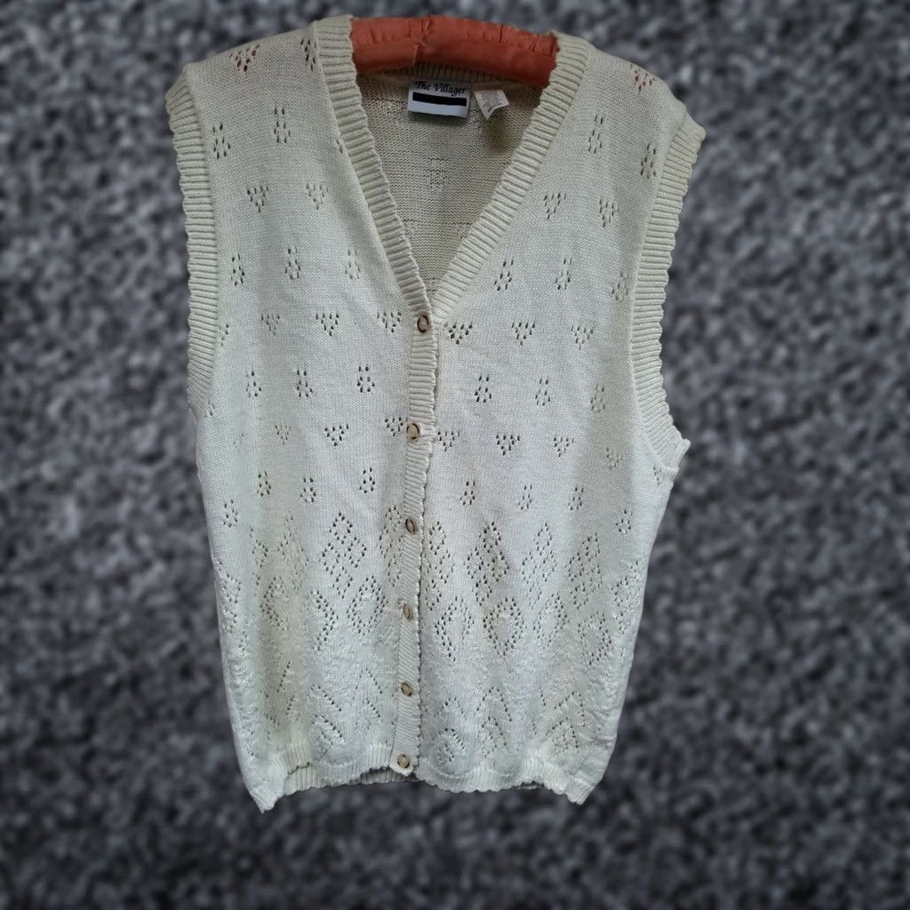 Vintage The Villager Vest Womens Medium Button Down V-Neck Perforated Ivory Snug Knit Solid Aztec Casual Womens Size M / US 6-8 / IT 42-44 - 1 Thumbnail