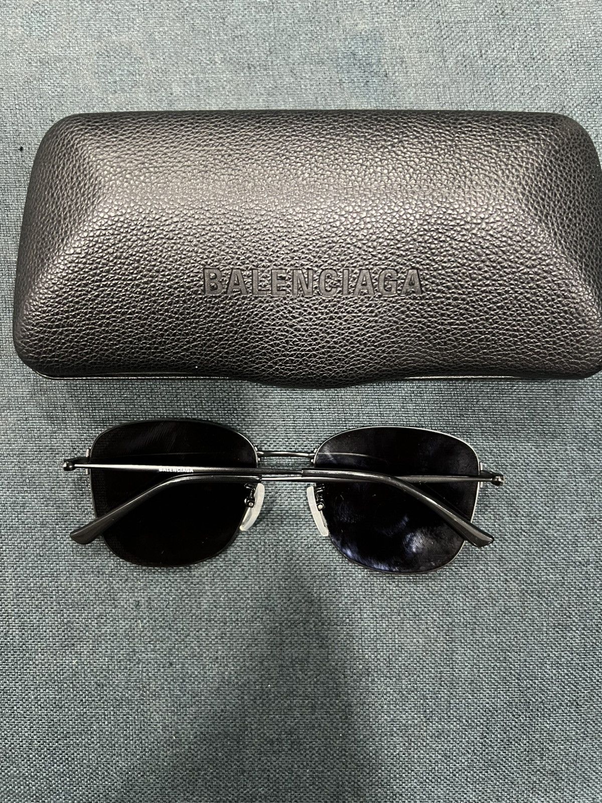 Balenciaga 🖤 BALENCIAGA Sunglasses – Sleek, Statement, Designer Drip 🖤 Size ONE SIZE - 2 Thumbnail
