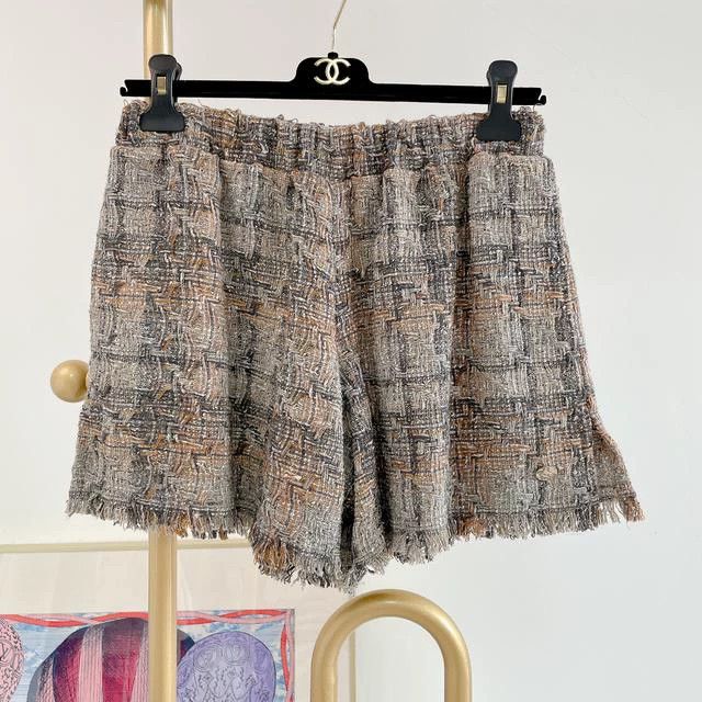 Chanel Chanel Greek series knitted tweed shorts Size 24" / US 00 / IT 34 - 1 Thumbnail