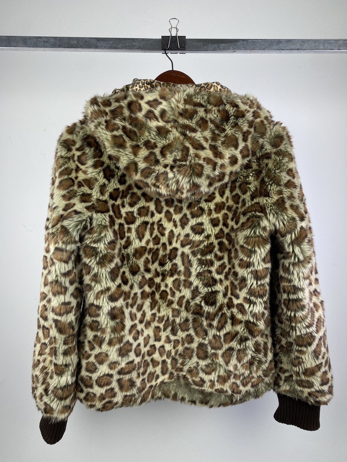 Sunao Kuwahara 2000’s Sunaokuwahara Leopard Print Faux Fur Cropped Jacket Size S / US 4 / IT 40 - 2 Thumbnail