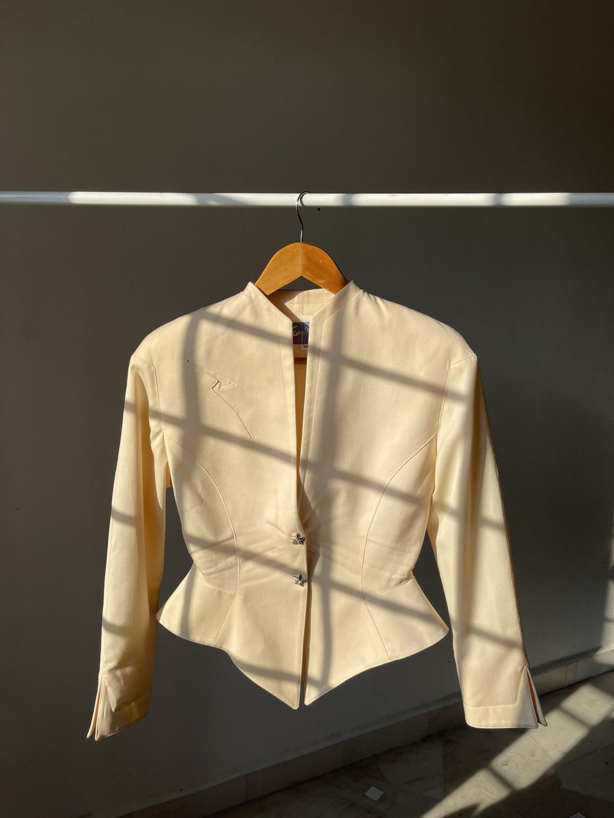 Grailed Rare 1989 Thierry Mugler Lightning Star Button Jacket 11 Size S / US 4 / IT 40 - 2 Thumbnail