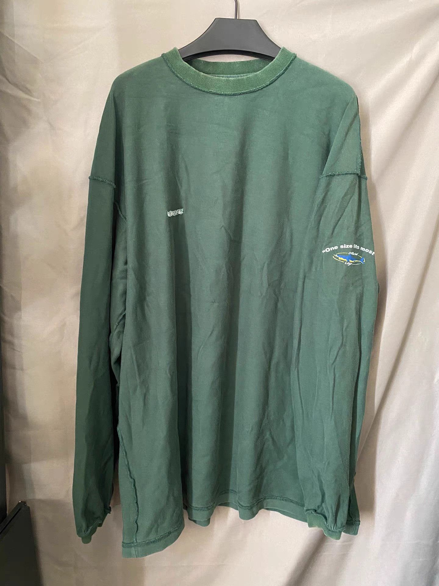 Vetements Applique Logo Long Sleeve Sweatshirt