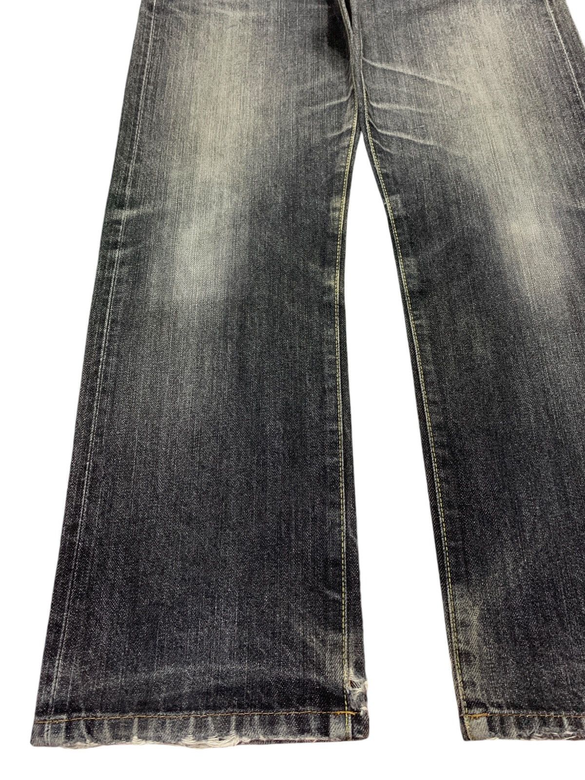 Uniqlo Vintage Uniqlo Selvedge Faded Wash Distressed Loose Jeans Size US 34 / EU 50 - 6 Thumbnail