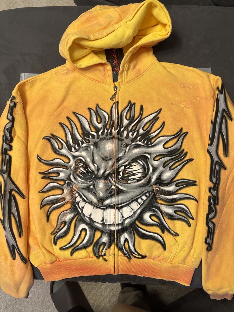 HELLSTAR × Hype × Streetwear Hellstar sun zip up orange