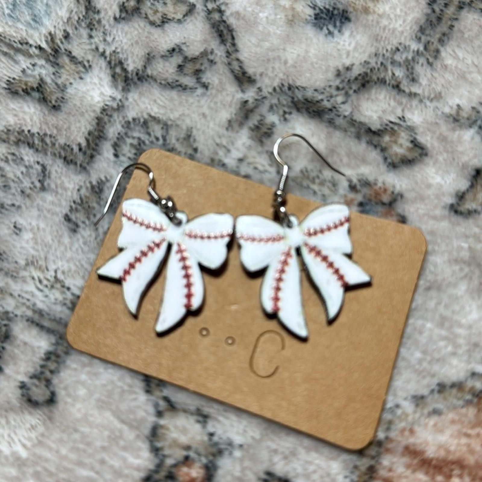 Designer Elegant White and Red Baseball Earrings Size ONE SIZE - 1 Thumbnail