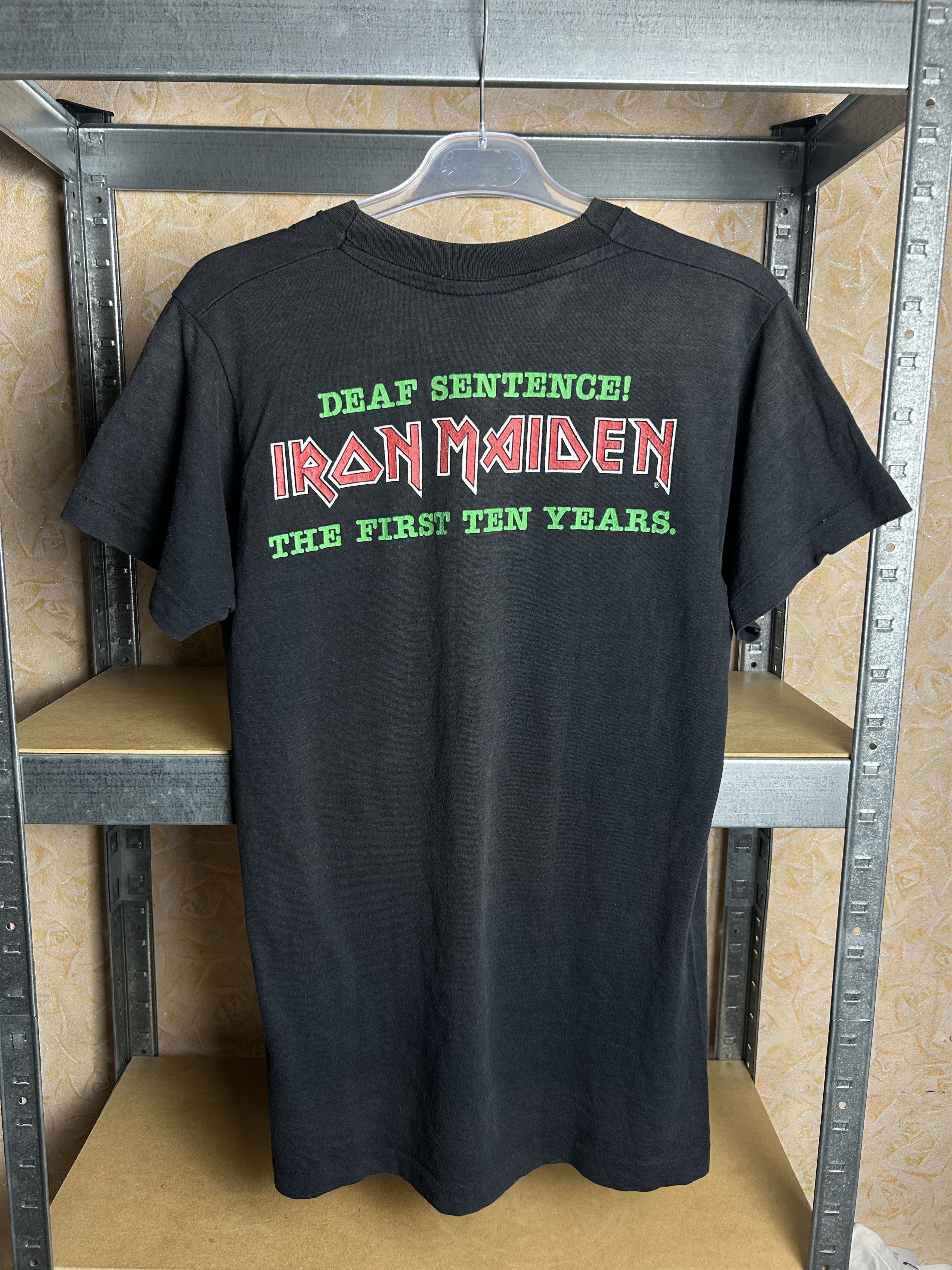 Band Tees Vintage 1990 Iron Maiden Ten Years Santa Rock Band T-shirt Size US L / EU 52-54 / 3 - 2 Thumbnail