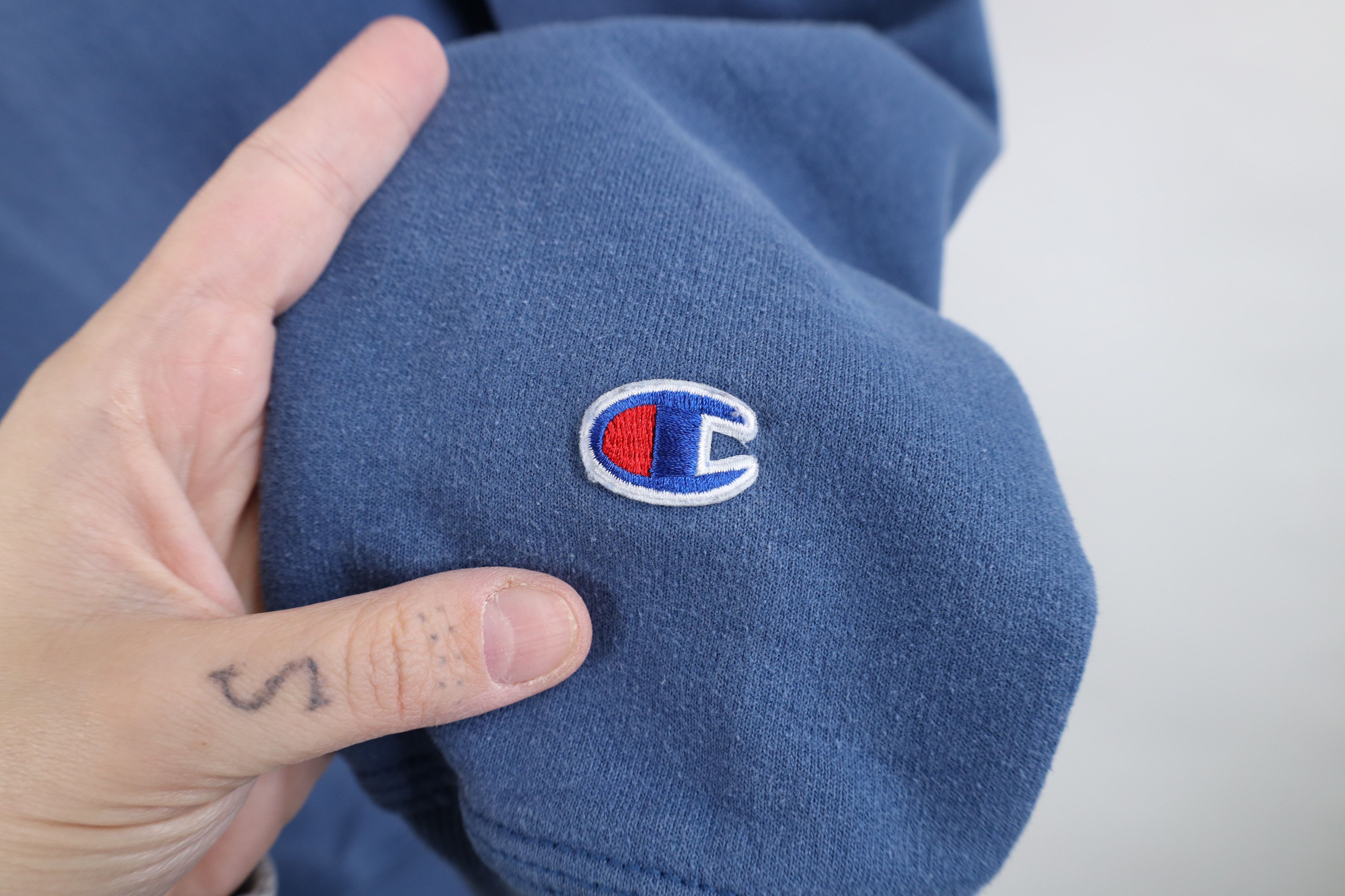 Champion Vintage Champion Faded Monochrome Hoodie Sweatshirt Blue Size US M / EU 48-50 / 2 - 4 Thumbnail