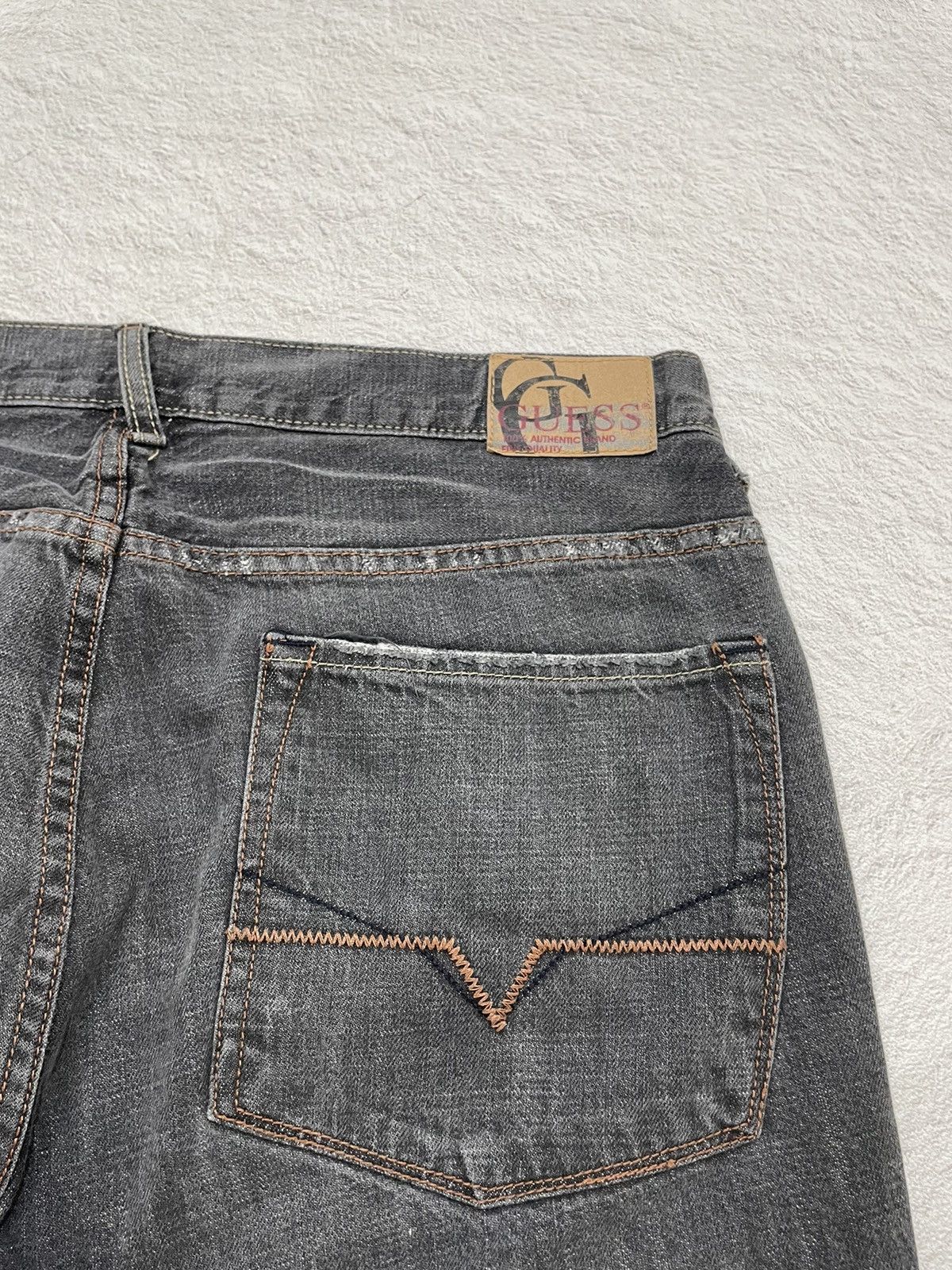 Japanese Brand 2000s Guess Baggy Jeans Washed Y2K Japan Style Size US 36 / EU 52 - 7 Thumbnail