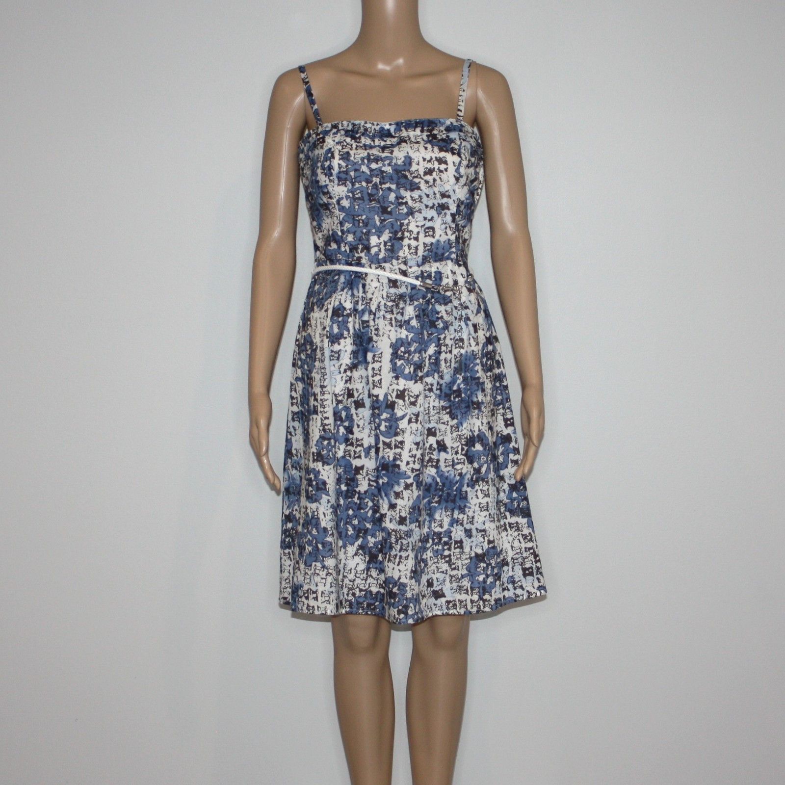 RW&CO. Blue Printed Summer Dress with Belt in size US 6 Size M / US 6-8 / IT 42-44 - 1 Thumbnail
