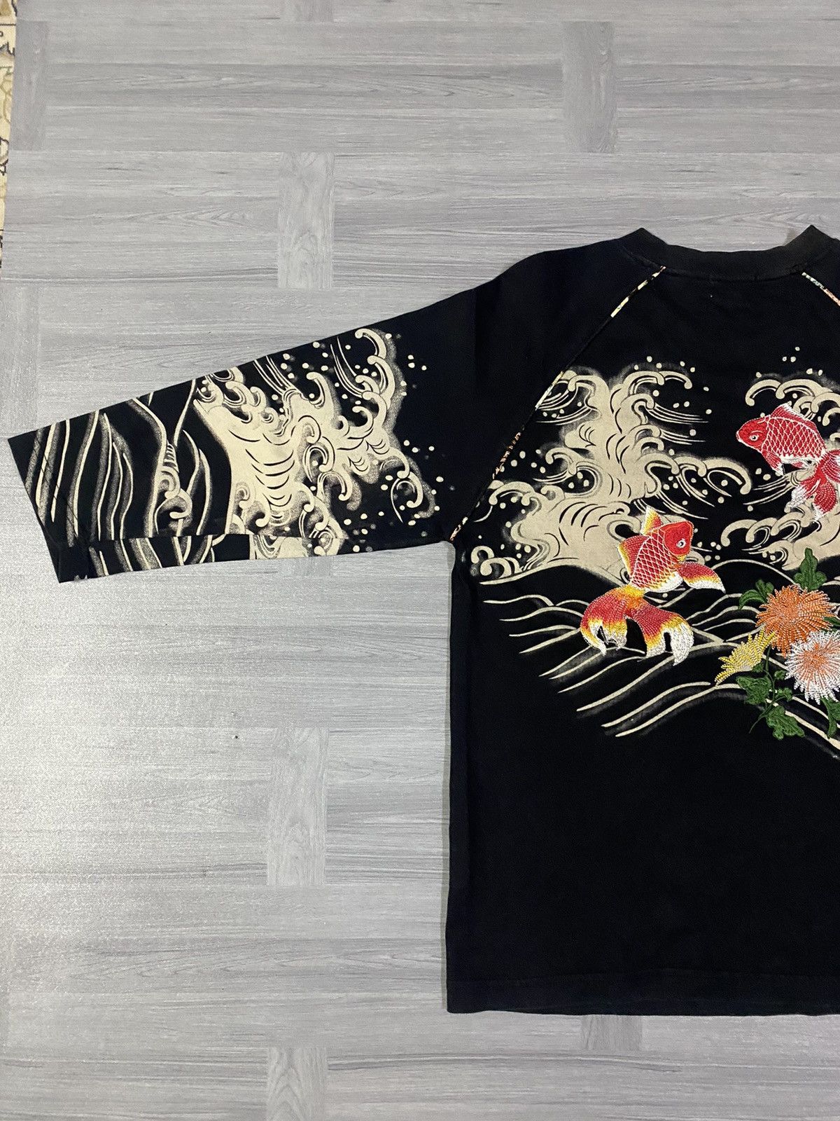 Japanese Brand Karakuridama Koi Embroidered Long Sleeve Size US M / EU 48-50 / 2 - 3 Thumbnail