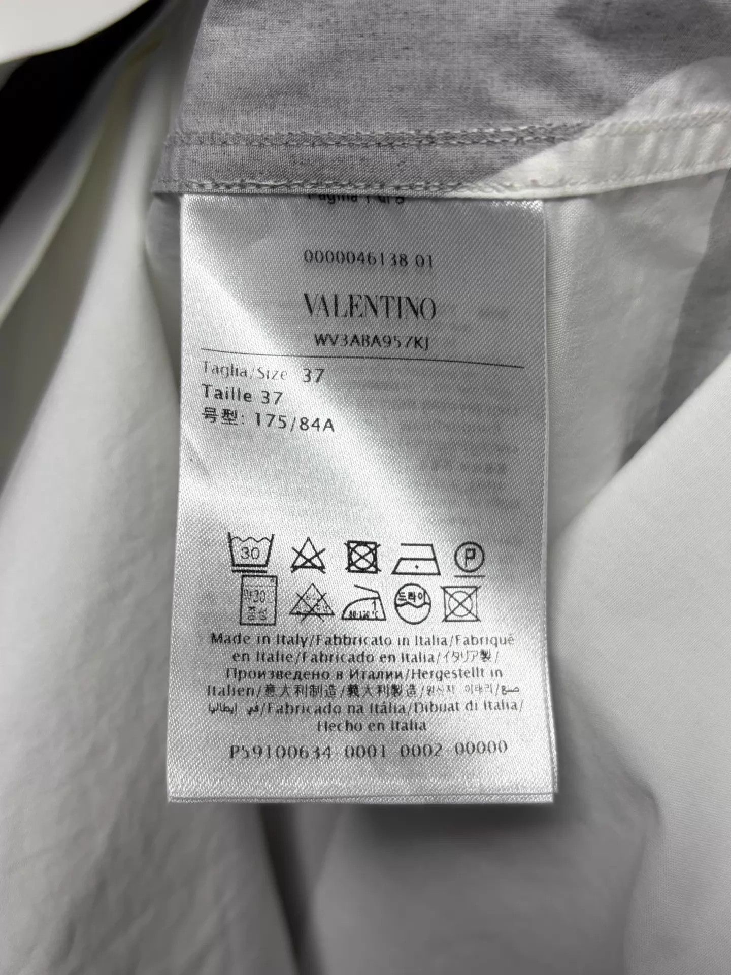 Valentino Valentino men's white long-sleeve shirt 37 xs like new Size US XS / EU 42 / 0 - 4 Thumbnail