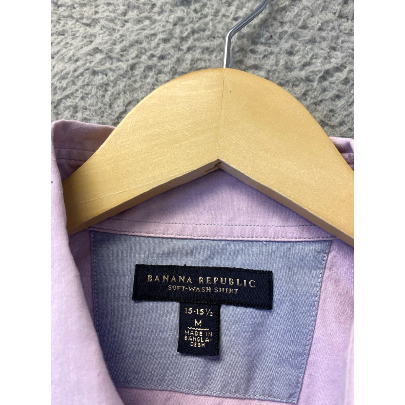 Banana Republic Banana Republic Men's M Fit Long Sleeve Button-Up Shirt Lavender Solid Classic Preppy Size US M / EU 48-50 / 2 - 3 Thumbnail