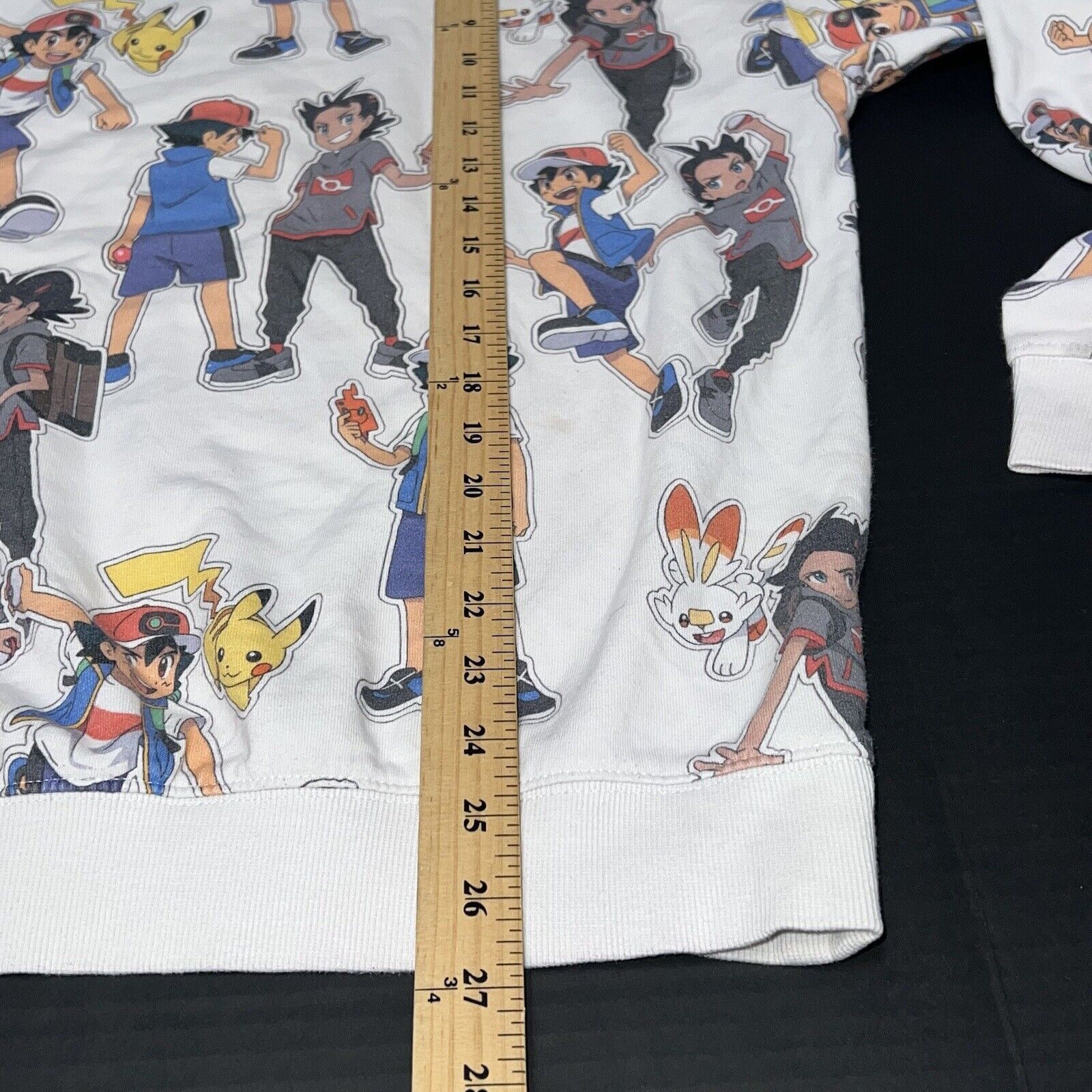 H&M H&M x Pokemon Crew Neck Men’s Size Large Youth 20 Size US L / EU 52-54 / 3 - 7 Thumbnail