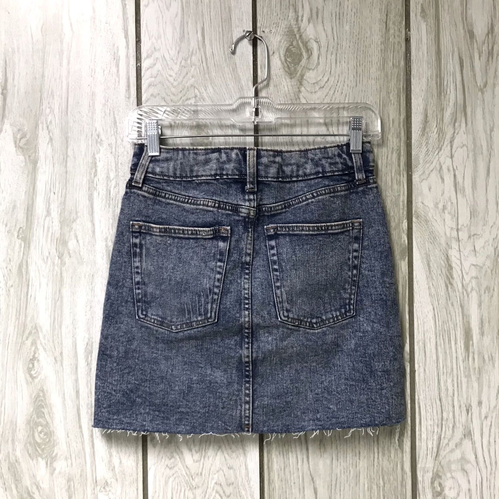 Vintage Wild Fable Skirt Women Mini Denim Distressed Stretch Asymmetrical Blue 0 Button Zipper Frayed 5-Pocket 90s Hipster Casual Size 25" / US 0 / IT 36 - 2 Thumbnail