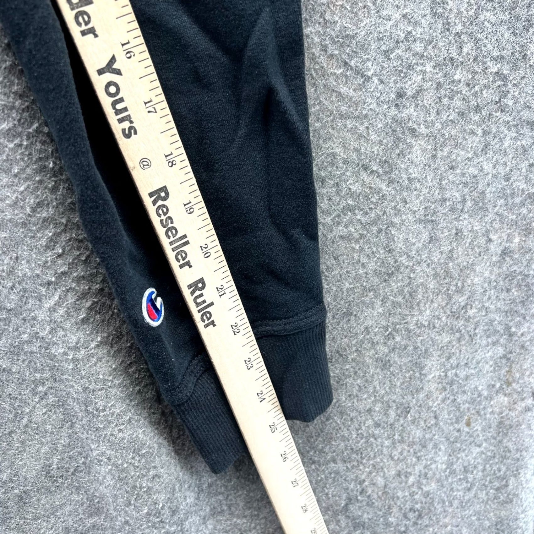 Champion VINTAGE Champion Hoodie Mens M Black Fleece Spell Out Sweater Cotton Y2K Size US M / EU 48-50 / 2 - 3 Thumbnail