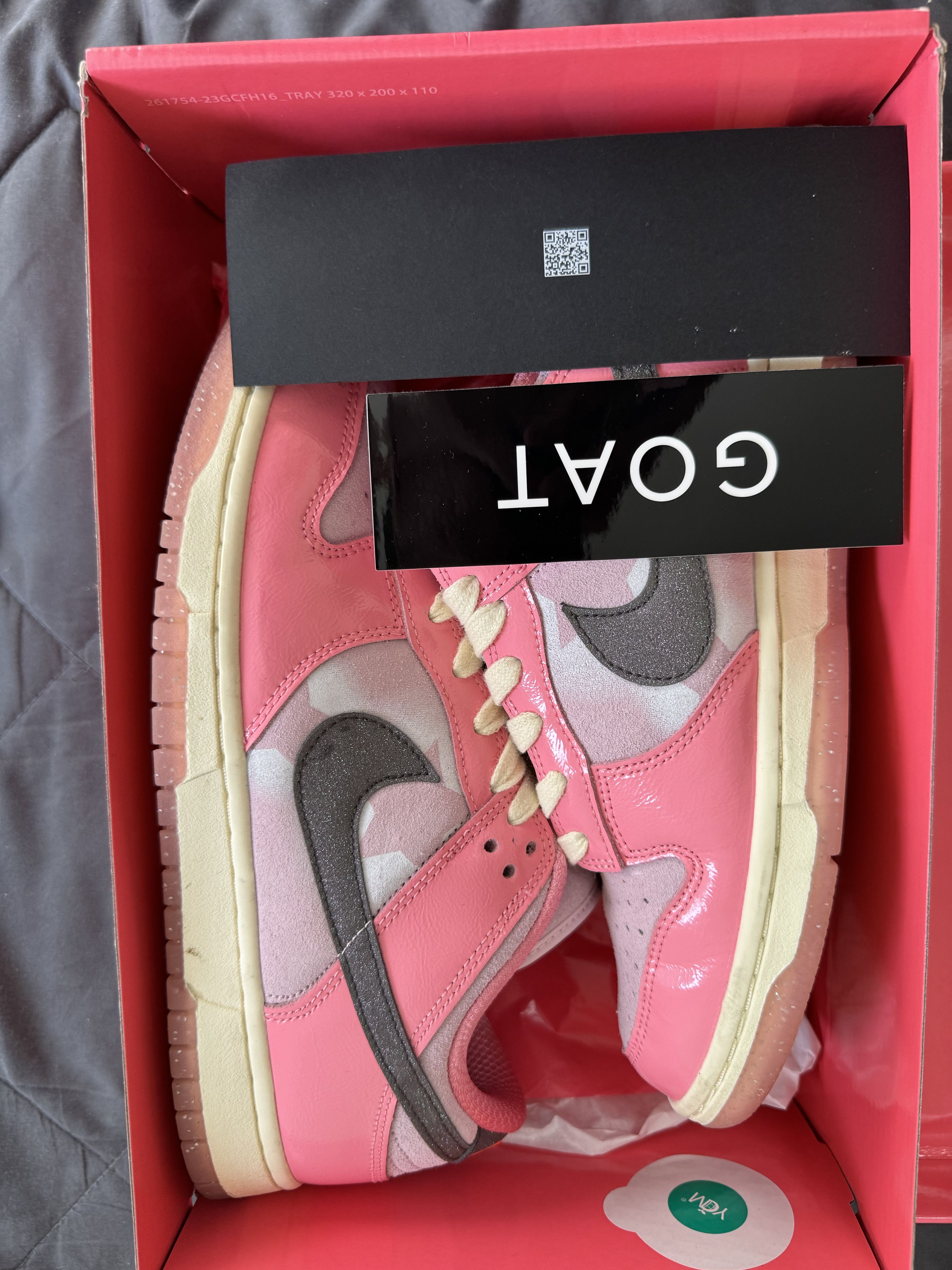 Nike Nike Dunk Low LX Barbie Size US 9 / EU 42 - 9 Thumbnail